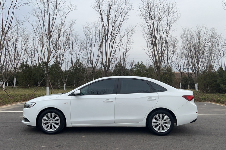 别克 英朗 2021款 改款 典范 1.5L 自动精英型车身外观6007