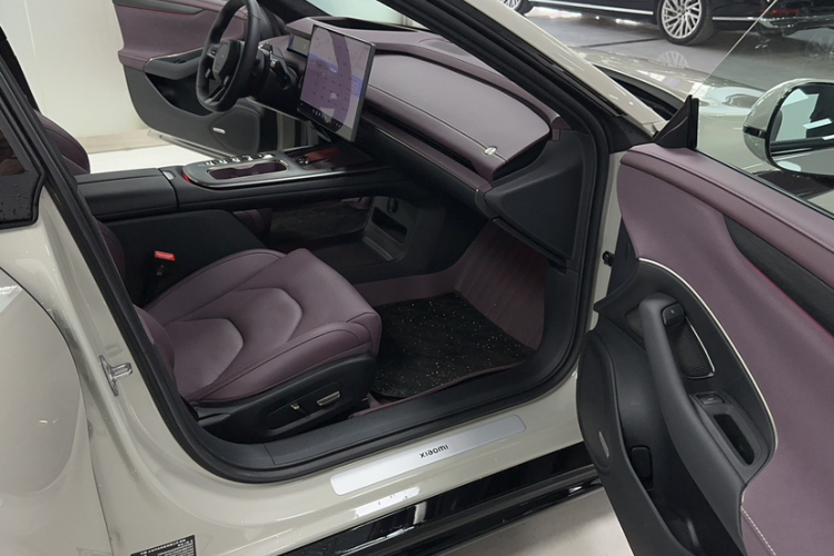 小米汽车 小米SU7 2024款 四驱超长续航高阶智驾Max版中控内饰7002