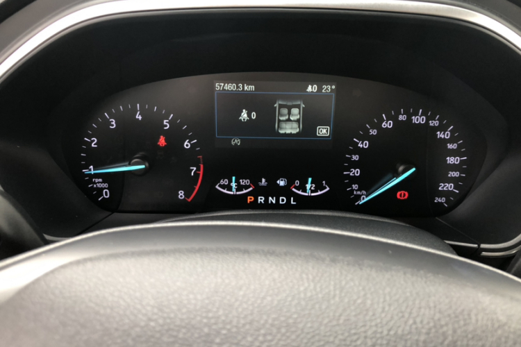 福特 福克斯 2020款 三厢 EcoBoost 180 自动锋潮型中控内饰15