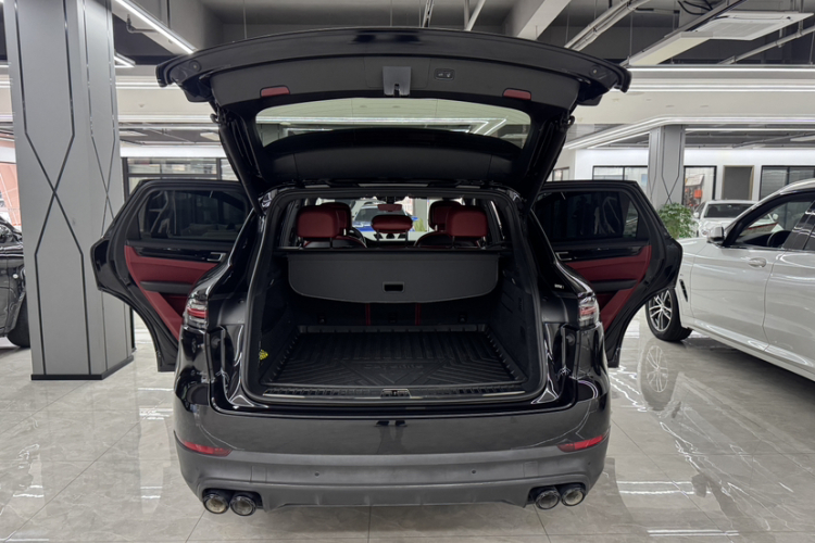 保时捷 2019款 Cayenne 3.0T车身外观6002