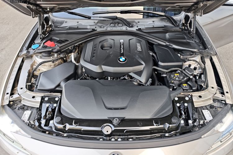 宝马3系 2017款 320Li 时尚型局部细节9003