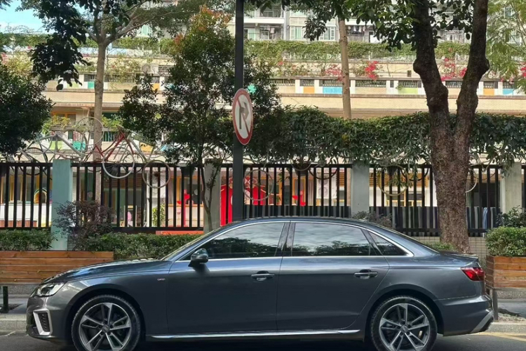 奥迪A4L 2020款 40 TFSI 时尚动感型车身外观6003