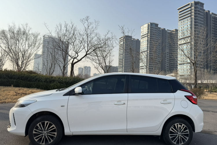 丰田 威驰FS 2019款 1.5L 手动锋驰版车身外观6006