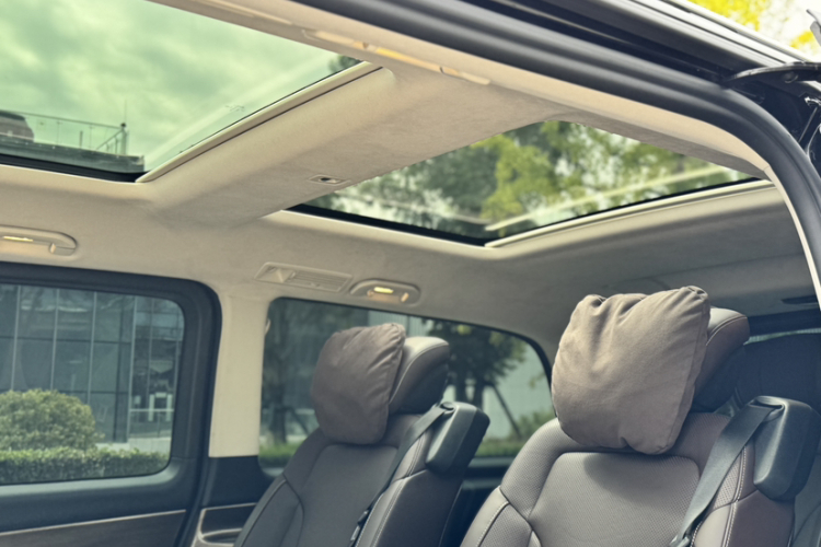 奔驰V级 2022款 V 260 L 长轴距豪华版车身外观6009