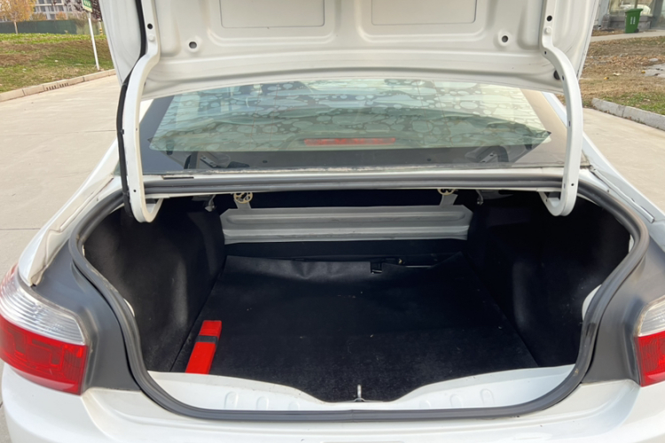 雪铁龙 爱丽舍 2016款 1.6L 手动时尚型局部细节23