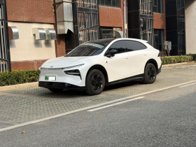 小鹏G7 2025款 602 长续航 Max