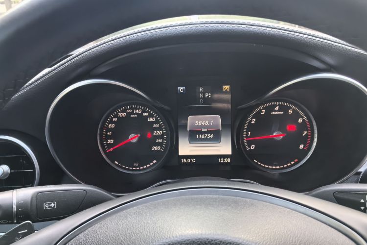 奔驰C级 2015款 改款 C 200 L 运动型中控内饰15