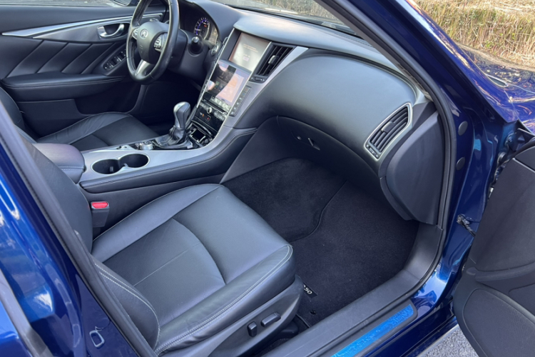 英菲尼迪Q50L 2016款 2.0T 悦享版中控内饰7004