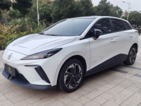 名爵 MG4 EV 2022款 425km 豪华版