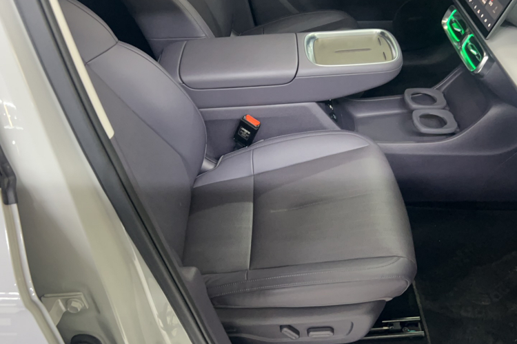 零跑汽车 零跑B10 2025款 510悦享版局部细节41