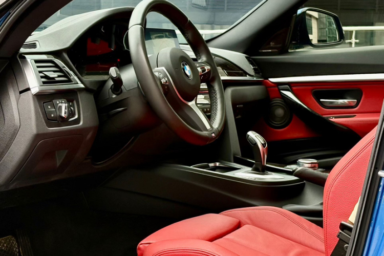 宝马3系GT 2018款 330i xDrive M运动型车身外观6006