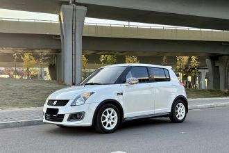 铃木 雨燕 2014款 1.5L 自动时尚型