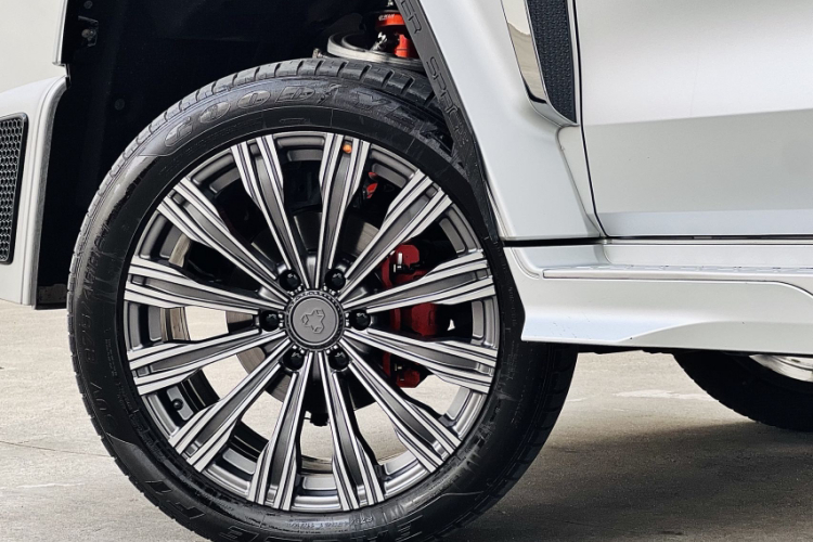 超境汽车 共创坦克300 2021款 2.0T 赛博坦克车身外观6005