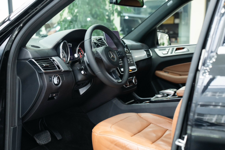 奔驰GLS 2017款 GLS 400 4MATIC时尚型中控内饰7005