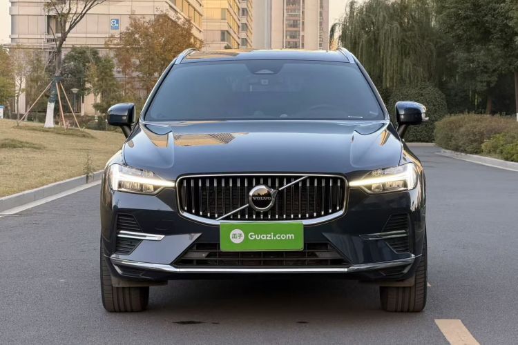 沃尔沃XC60 2023款 B5 四驱智逸豪华版车身外观6002
