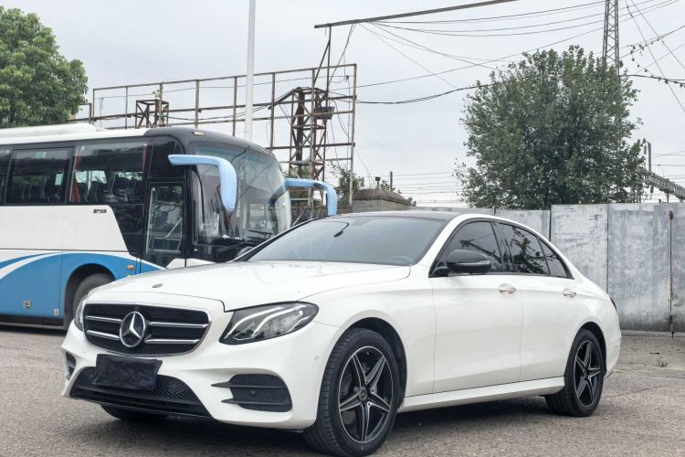 奔驰E级(进口) 2019款 E 260 运动版车身外观1