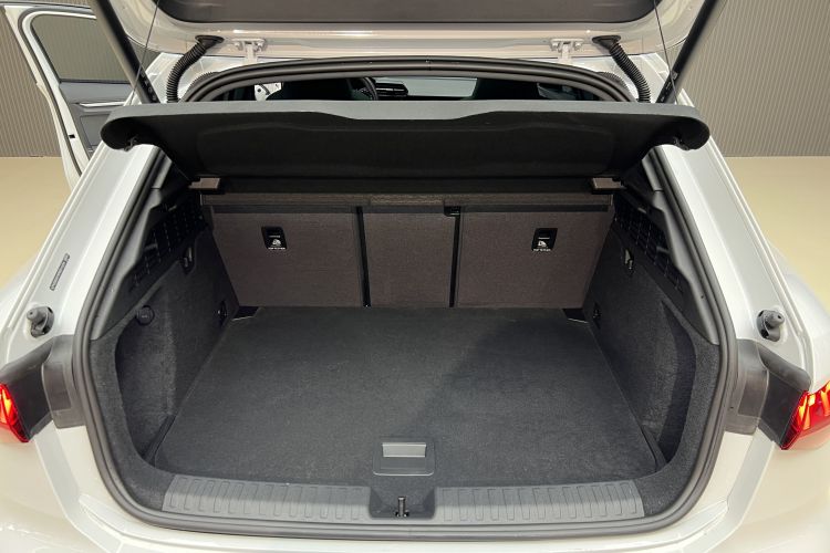 奥迪A3 2024款 Sportback 35 TFSI 豪华运动型车身外观6005