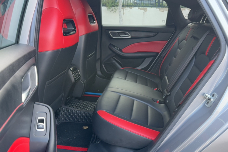 名爵 MG6 2020款 1.5T 自动Trophy豪华版中控内饰7003