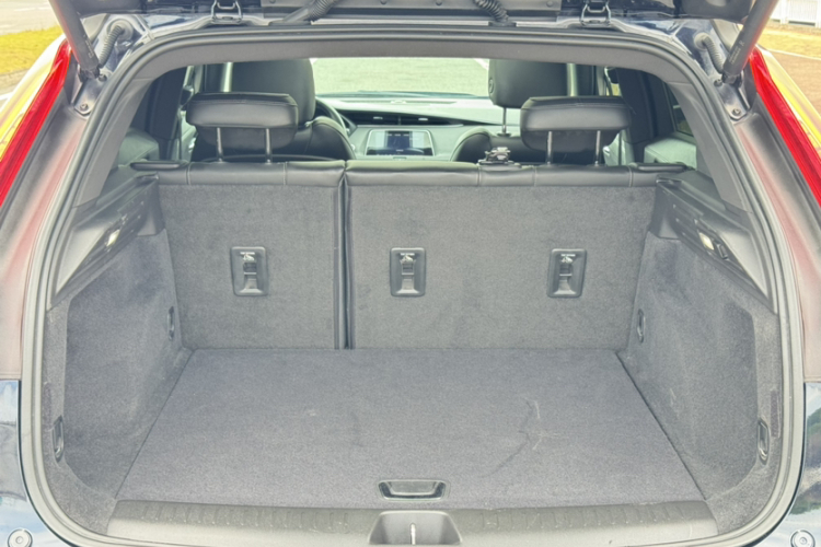 凯迪拉克XT4 2021款 28T 两驱技术型中控内饰7009