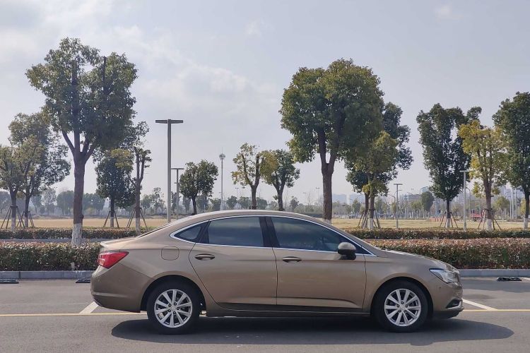 别克 威朗 2015款 三厢 20T 双离合精英型车身外观6003