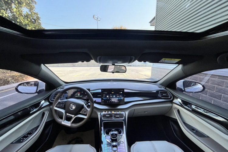 比亚迪 秦PLUS 2023款 冠军版 EV 510KM超越型中控内饰7002