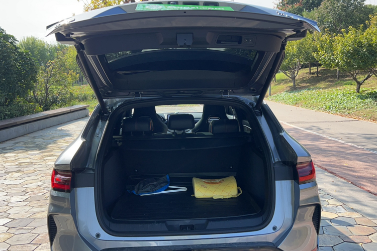 比亚迪 宋PLUS新能源 2023款 冠军版 DM-i 110KM 旗舰PLUS局部细节23