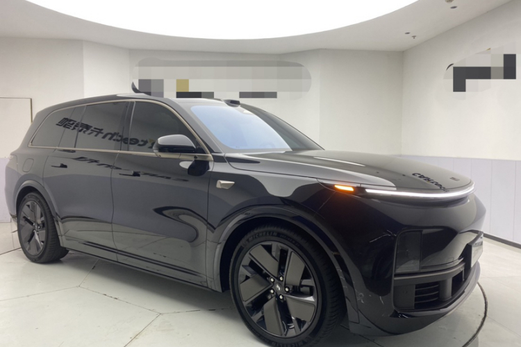 理想汽车 理想L9 2025款 Ultra 智能焕新版车身外观6005