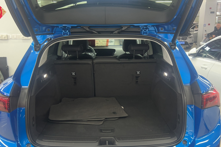 别克 2024款 昂科威S  25T 炫黑风尚版局部细节23