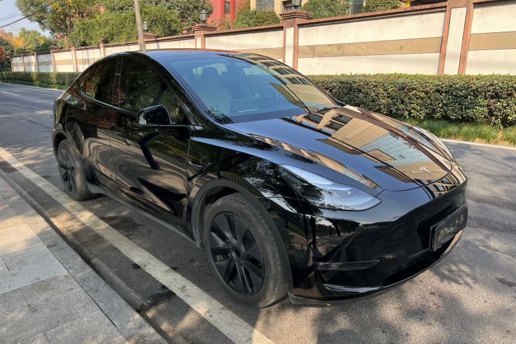 特斯拉 Model Y 2023款 长续航全轮驱动版车身外观6008