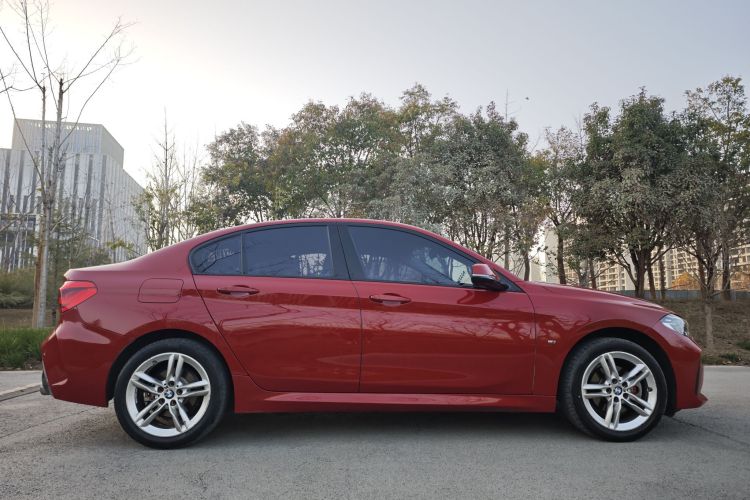 宝马1系 2020款 120i M运动套装车身外观6002
