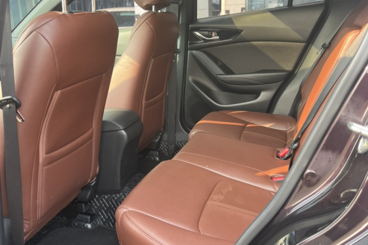 马自达CX-4 2021款 2.0L 自动两驱蓝天活力版车身外观6010