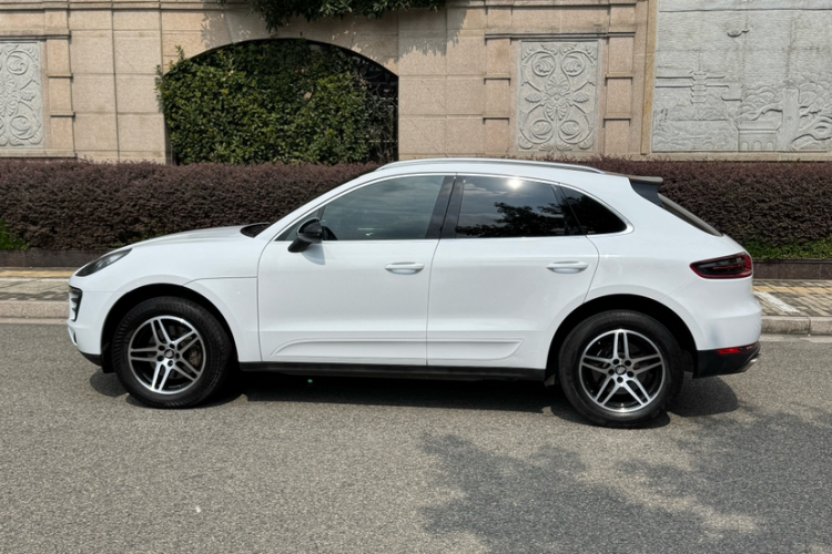 保时捷 2017款  Macan 2.0T车身外观6002