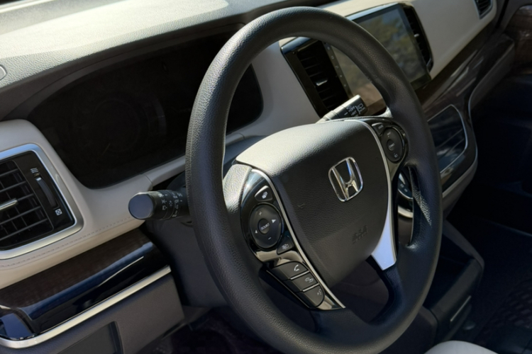 本田 奥德赛 2017款 2.4L 豪华版车身外观6005