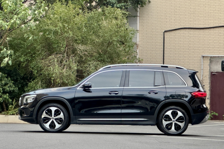 奔驰GLB 2021款 GLB 200 时尚型车身外观6005