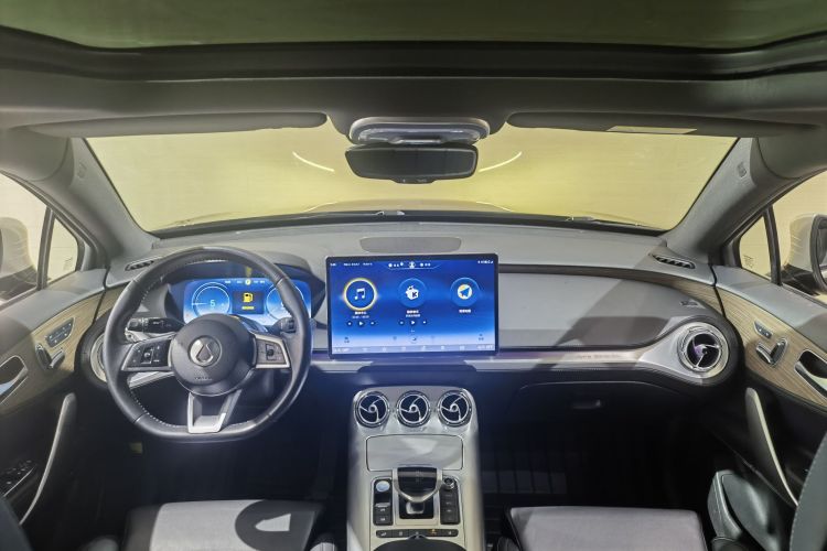 腾势X 2020款 PHEV旗舰版中控内饰7004