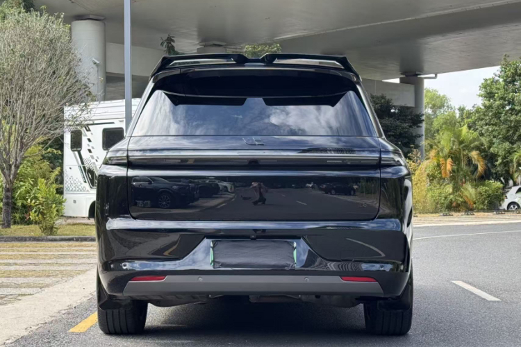 理想汽车 理想L8 2023款 Pro车身外观6009