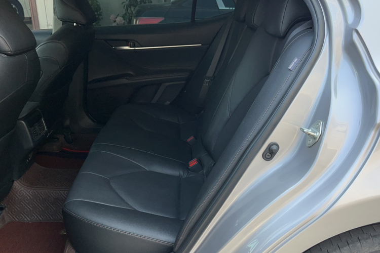 丰田 凯美瑞 2021款 2.0G 豪华版中控内饰7001