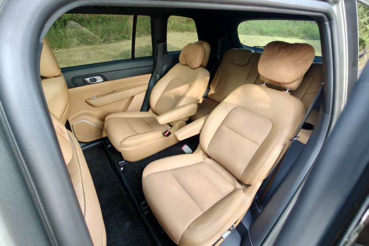 理想汽车 理想ONE 2021款 增程6座版中控内饰7008