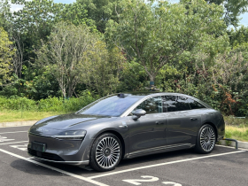 鸿蒙智行 享界S9 2024款 纯电 Ultra 四驱旗舰版