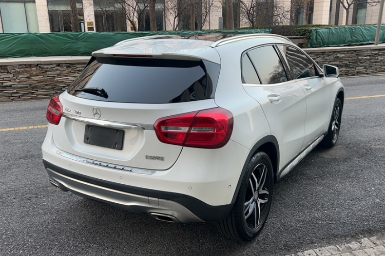 奔驰GLA 2016款 GLA 200 时尚型车身外观6004