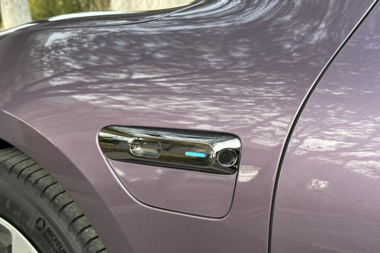 鸿蒙智行 智界S7 2025款 785km Ultra车身外观6004