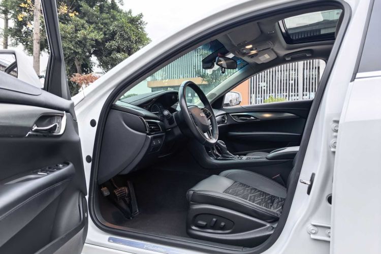 凯迪拉克ATS-L 2017款 28T 技术型中控内饰7003
