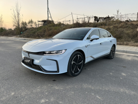 岚图汽车 岚图追光 2023款 四驱标准版