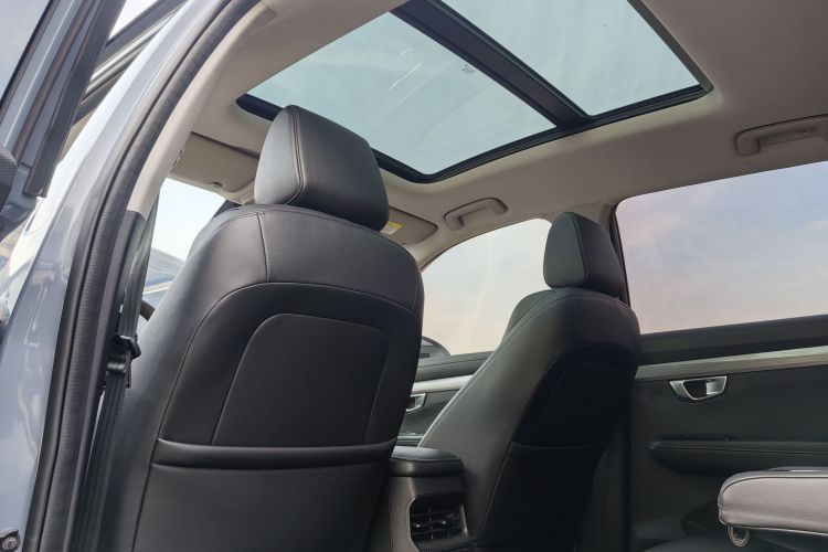 五菱汽车 五菱星辰 2021款 1.5T CVT星曜版中控内饰7002