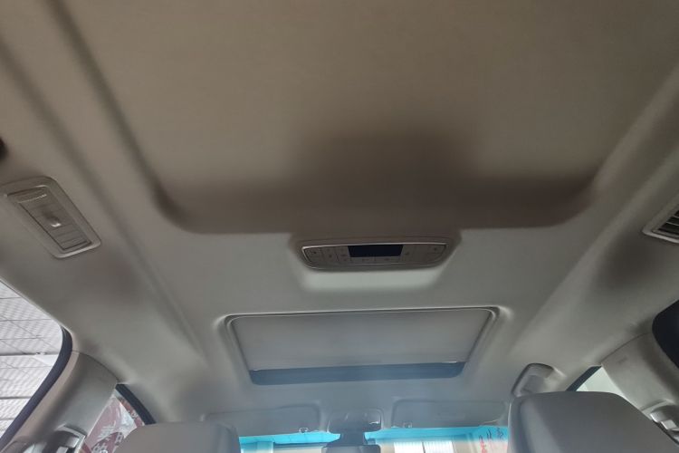 别克GL8 2022款 ES陆尊 653T 尊享型中控内饰7008