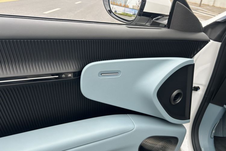 阿维塔12 2024款 700 三激光后驱奢享版中控内饰7012