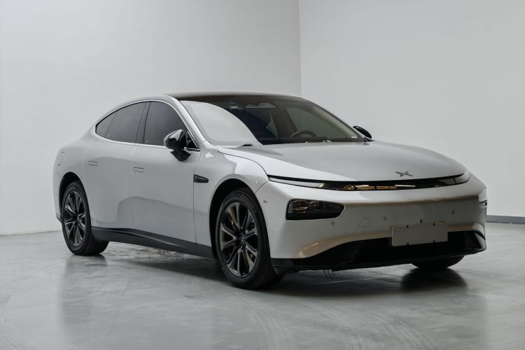 小鹏P7 2022款 670E+车身外观6002