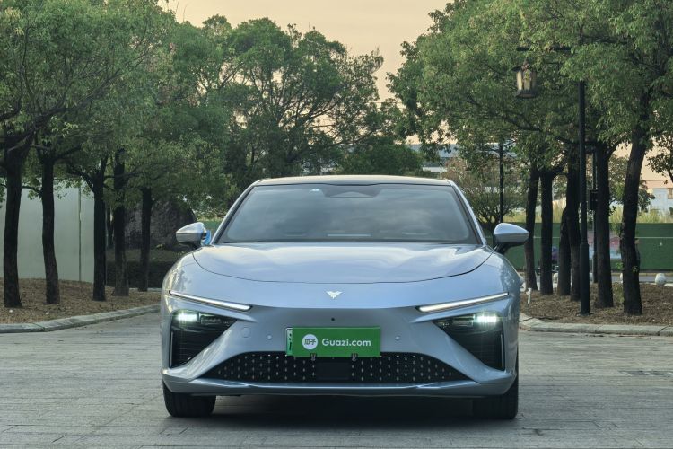 哪吒汽车 哪吒S 2022款 纯电 715km 后驱中版车身外观6001