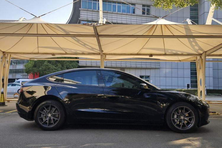 特斯拉 Model 3 2021款 标准续航后驱升级版局部细节9002