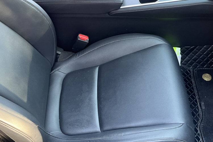 本田 雅阁 2022款 260TURBO 豪华版中控内饰7004